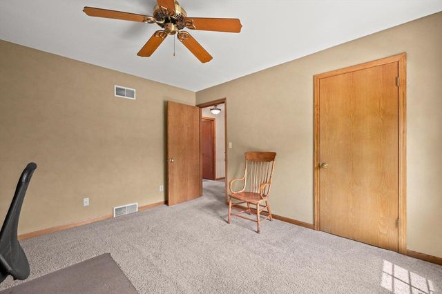 N68W26546 Wilderness WAY, Lisbon, WI 53089