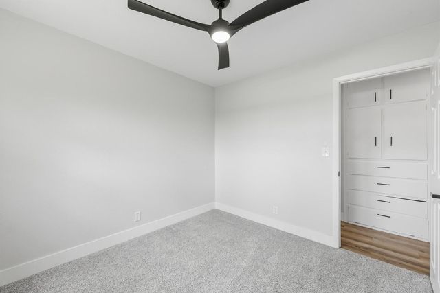 1520 S Andover Rd, Andover, KS 67002