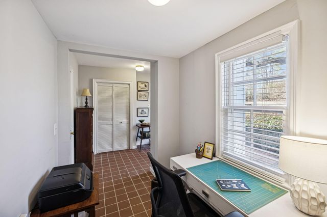 965 Signal Road, Signal Mountain, TN 37377