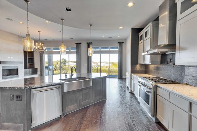 170 Hawthorne LOOP, Driftwood, TX 78619