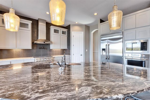 170 Hawthorne LOOP, Driftwood, TX 78619