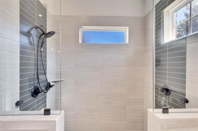 170 Hawthorne LOOP, Driftwood, TX 78619