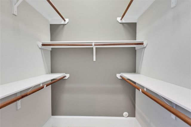 170 Hawthorne LOOP, Driftwood, TX 78619