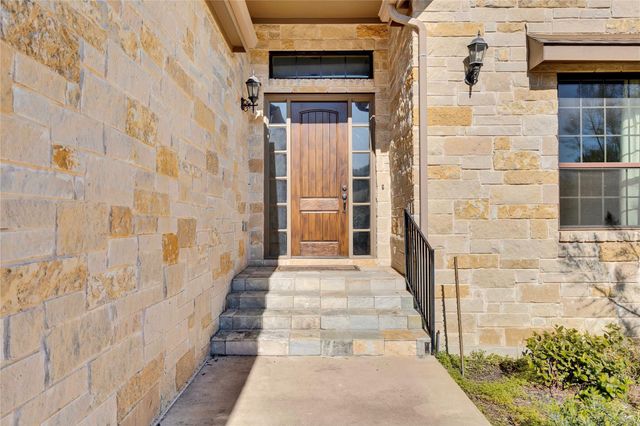 170 Hawthorne LOOP, Driftwood, TX 78619