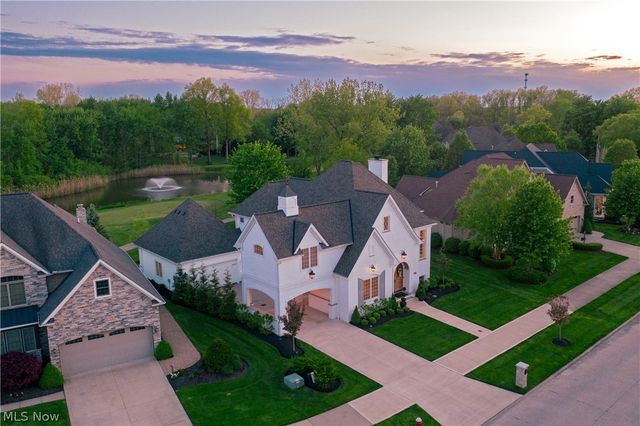 33683 Via San Angelo Drive, Avon, OH 44011