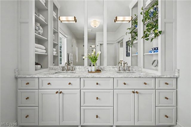 33683 Via San Angelo Drive, Avon, OH 44011