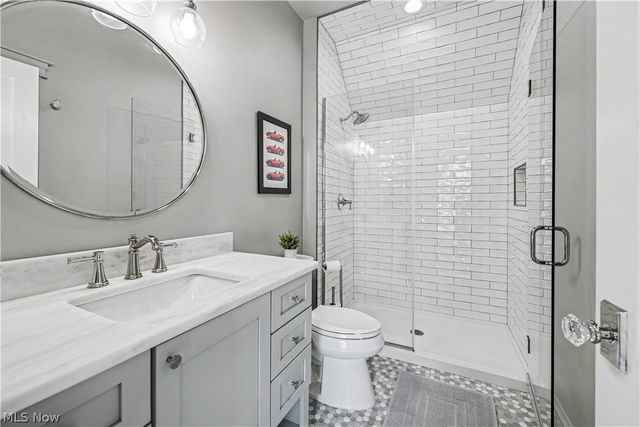 33683 Via San Angelo Drive, Avon, OH 44011