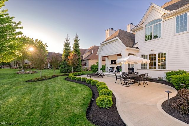 33683 Via San Angelo Drive, Avon, OH 44011