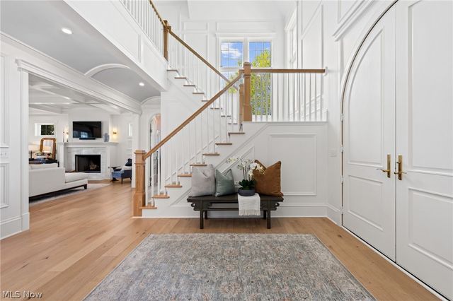 33683 Via San Angelo Drive, Avon, OH 44011