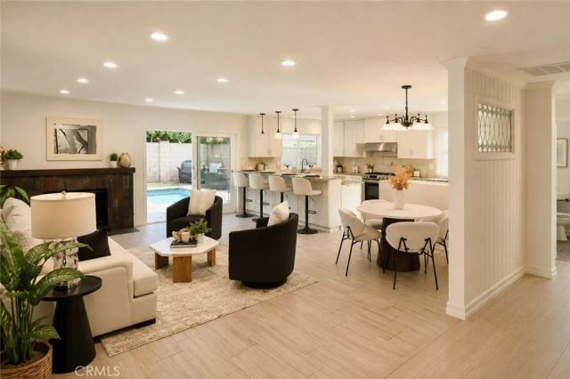 4556 Guava, Seal Beach, CA 90740