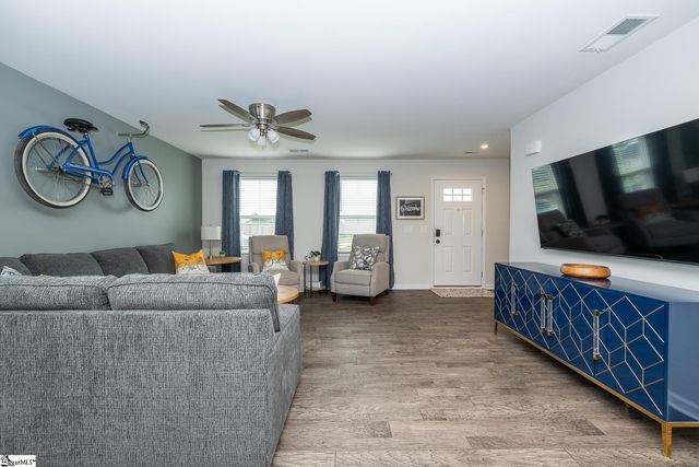 408 Maplestead Farms Court, Greenville, SC 29617