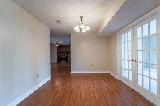 206 Rookwood Court, Richmond, KY 40475