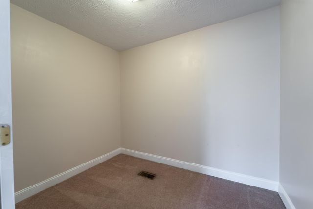 206 Rookwood Court, Richmond, KY 40475