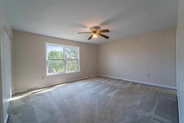 206 Rookwood Court, Richmond, KY 40475