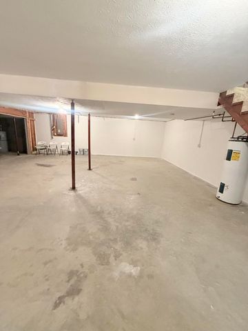 206 Rookwood Court, Richmond, KY 40475