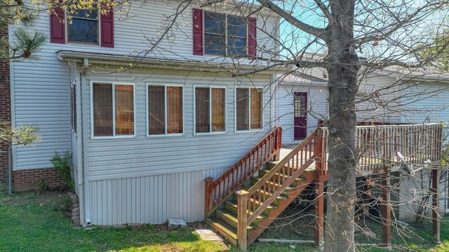 206 Rookwood Court, Richmond, KY 40475