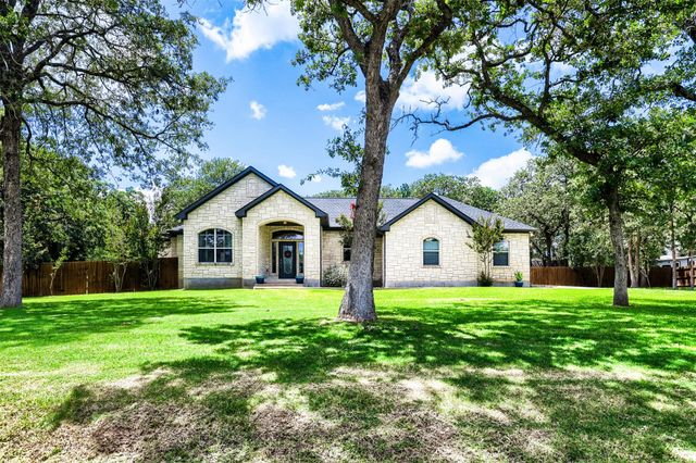 138 Elm Wood DR, Elgin, TX 78621