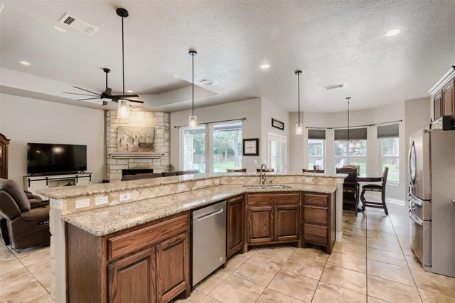 138 Elm Wood DR, Elgin, TX 78621