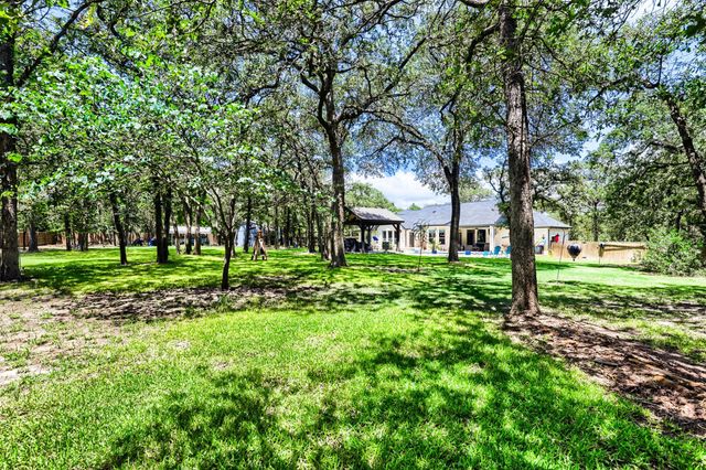 138 Elm Wood DR, Elgin, TX 78621