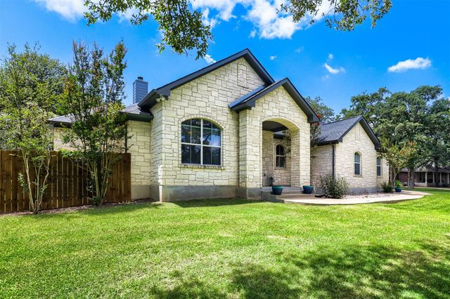 138 Elm Wood DR, Elgin, TX 78621
