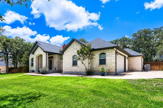 138 Elm Wood DR, Elgin, TX 78621