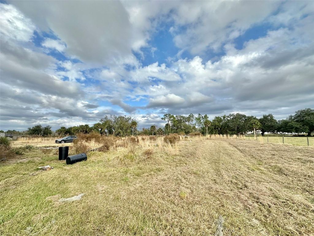 Image 12 of property listing at 14780 SUGAR BOWL ROAD, Myakka City, FL 34251