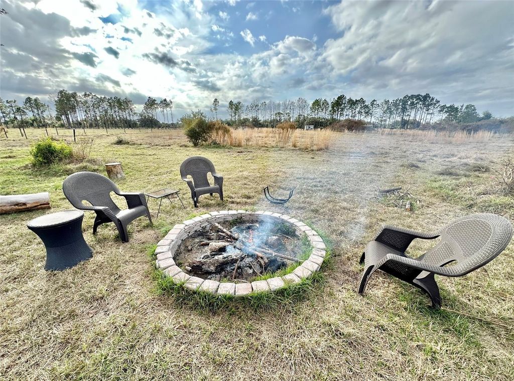 Image 15 of property listing at 14780 SUGAR BOWL ROAD, Myakka City, FL 34251