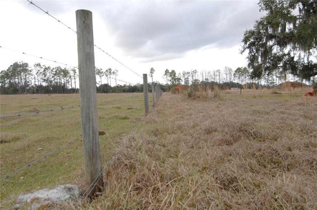 Image 48 of property listing at 14780 SUGAR BOWL ROAD, Myakka City, FL 34251