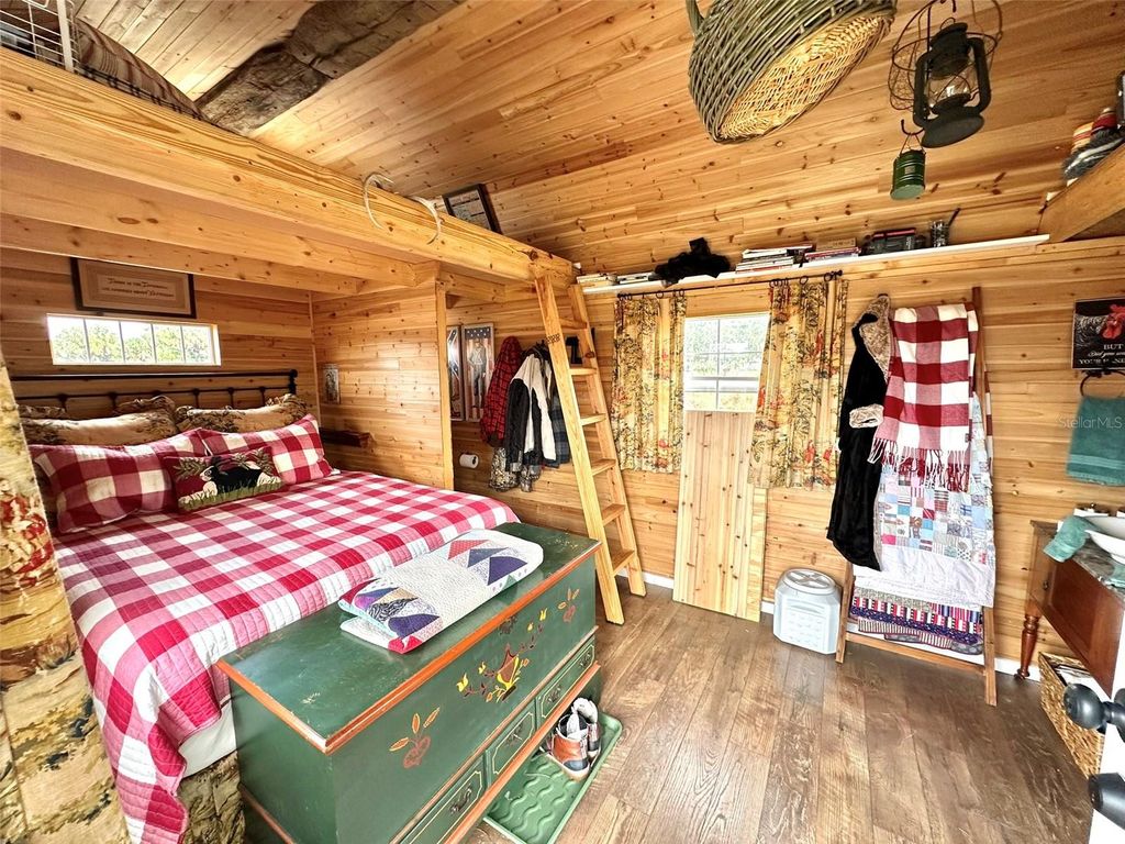 Image 9 of property listing at 14780 SUGAR BOWL ROAD, Myakka City, FL 34251