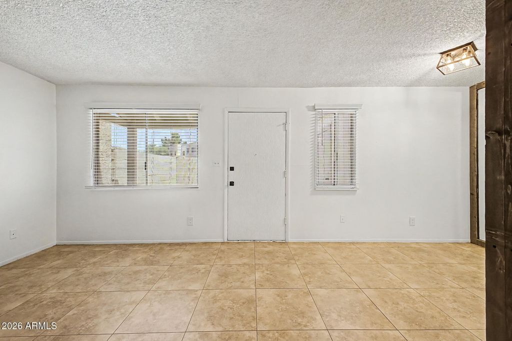 5947 N 48TH Avenue, Glendale, AZ 85301 — photo 3