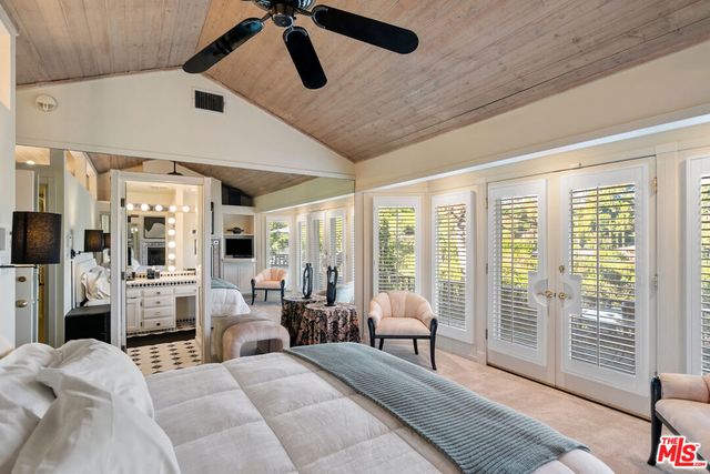 15337 Stonewood Terrace, Sherman Oaks, CA 91403