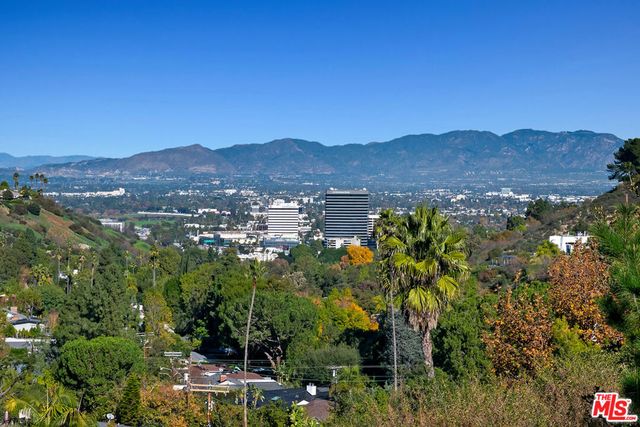 15337 Stonewood Terrace, Sherman Oaks, CA 91403