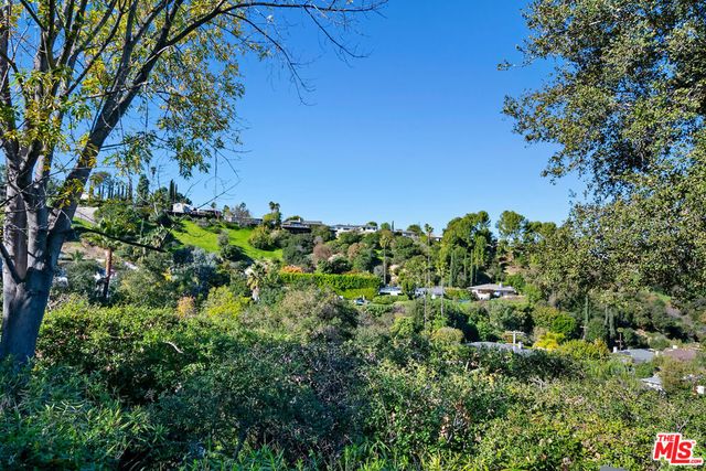15337 Stonewood Terrace, Sherman Oaks, CA 91403