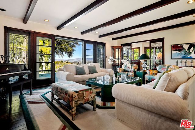 15337 Stonewood Terrace, Sherman Oaks, CA 91403
