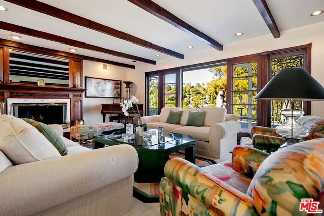 15337 Stonewood Terrace, Sherman Oaks, CA 91403