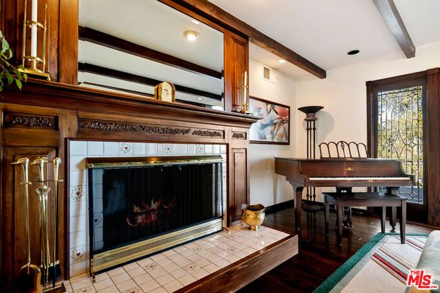 15337 Stonewood Terrace, Sherman Oaks, CA 91403