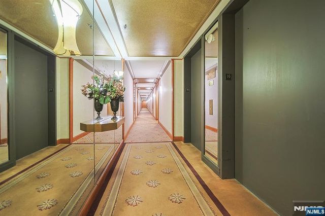 100 Carlyle Drive 16ES, Cliffside Park, NJ 07010