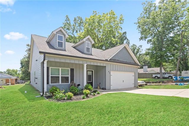 47 Hoke Street, Maysville, GA 30558