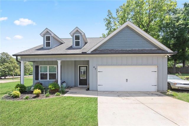 47 Hoke Street, Maysville, GA 30558