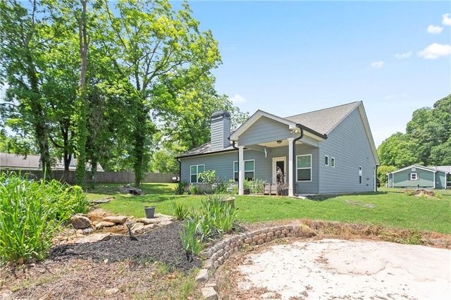 47 Hoke Street, Maysville, GA 30558