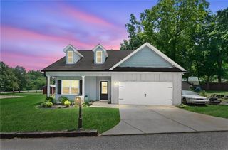 47 Hoke Street, Maysville, GA 30558