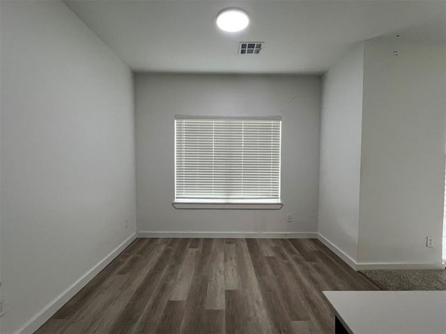 1801 Sara Vista Drive, Yukon, OK 73099