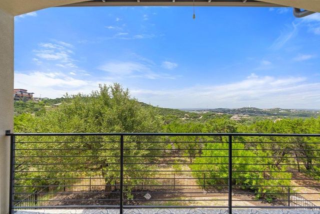 211 Honey Creek CT 6, Austin, TX 78738