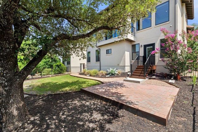 211 Honey Creek CT 6, Austin, TX 78738