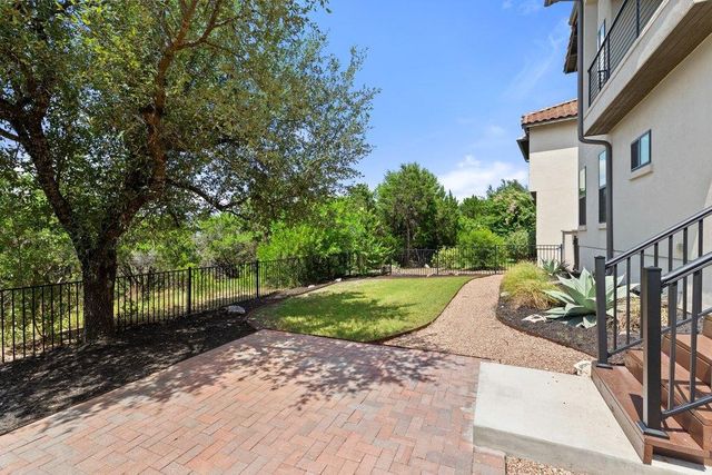 211 Honey Creek CT 6, Austin, TX 78738