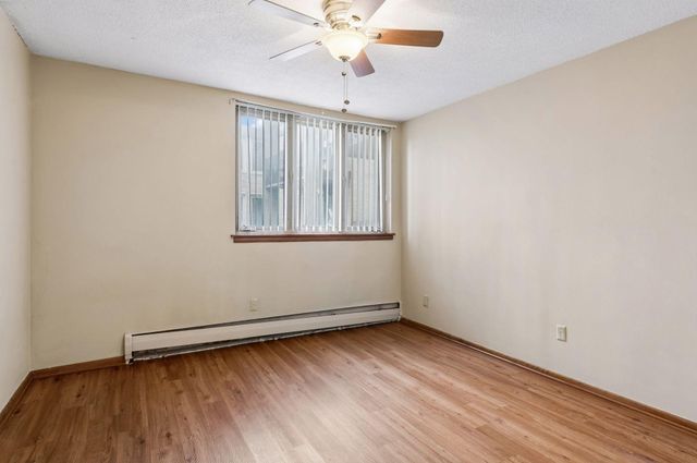 1405 E 40th Street 3F, Minneapolis, MN 55407