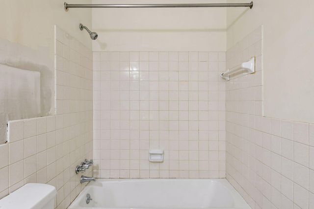 1405 E 40th Street 3F, Minneapolis, MN 55407