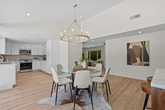 28116 Oaklar, Saugus, CA 91350