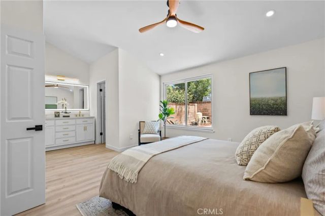 28116 Oaklar, Saugus, CA 91350