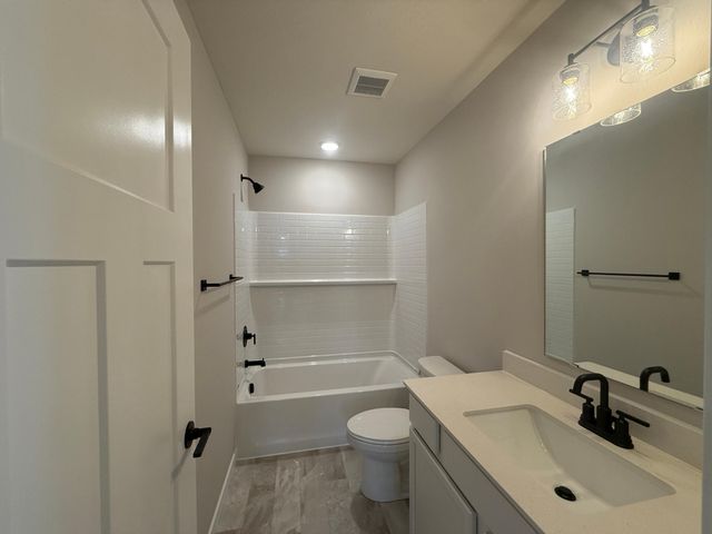 15040 Athenry Bay, Rosemount, MN 55068